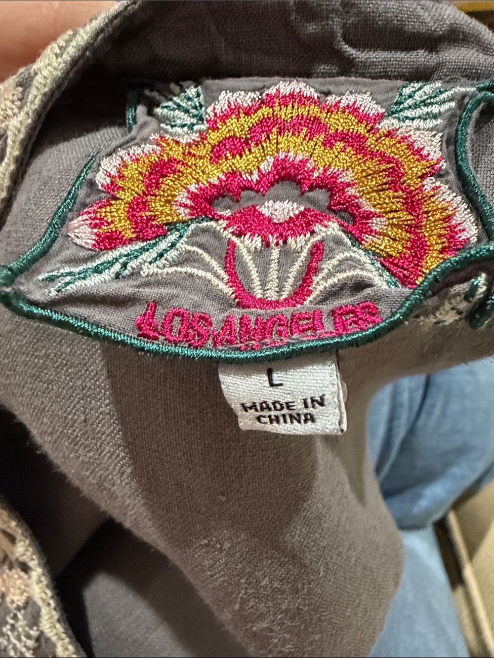 Johnny Was women’s gray embroidered linen top Size Large - Picture 7 of 8